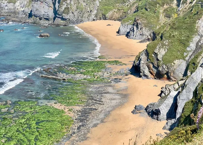 The Cliffs - Le Village Sarridal サンタマルタ・デ・オルティゲイラ