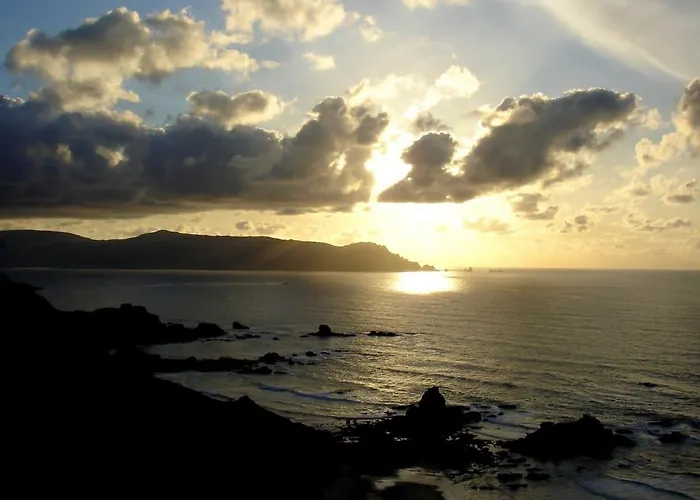 The Cliffs - Le Village Sarridal * サンタマルタ・デ・オルティゲイラ